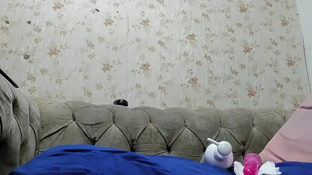 Snapshot of fer_dz chatting on 01.14.25 fer dz online show from 01.14.25