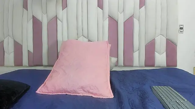 Snapshot of fer_dz chatting on 03.07.25 fer dz online show from 03.07.25