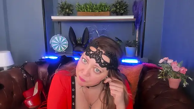 Snapshot of JesiaFoxi chatting on 02.14.25 JesiaFoxi online show from 02.14.25