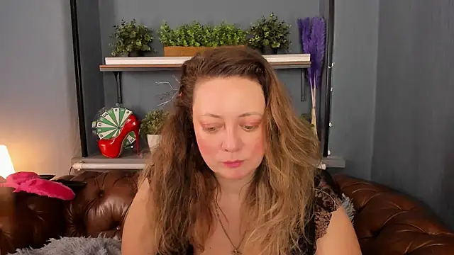 Snapshot of JesiaFoxi chatting on 03.14.25 JesiaFoxi online show from 03.14.25