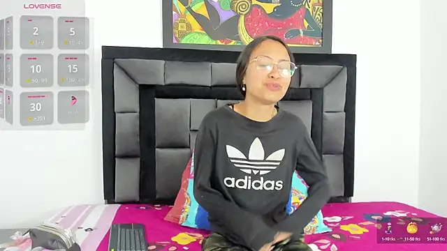 tatiana valencia online show from 03.10.25