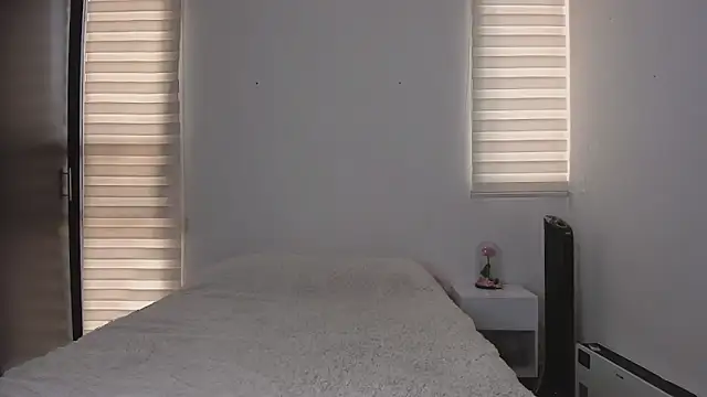 Snapshot of saori_9b chatting on 09.14.25 saori 9b online show from 09.14.25