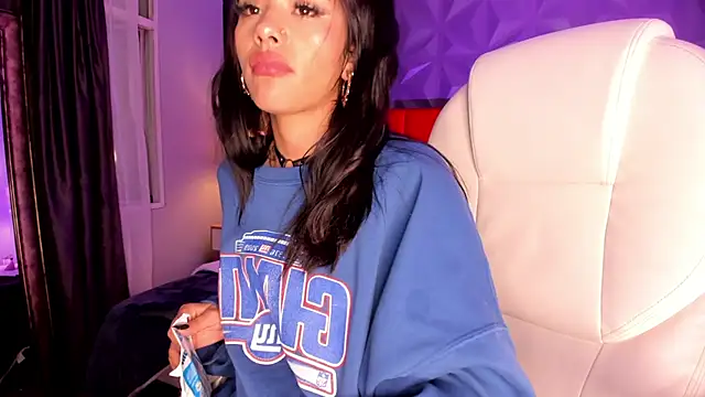 Giovanna oliveira online show from 03.02.25