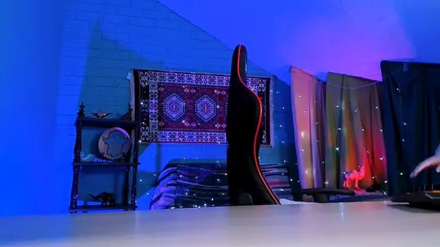 Snapshot of footfetish_baby chatting on 03.21.26 footfetish baby online show from 03.21.26