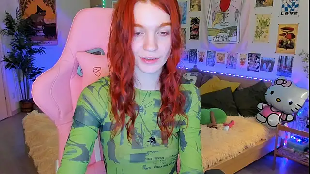 Sunny Elly online show from 02.14.25