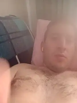 Snapshot of Karizmatikman chatting on 02.17.25 Karizmatikman online show from 02.17.25