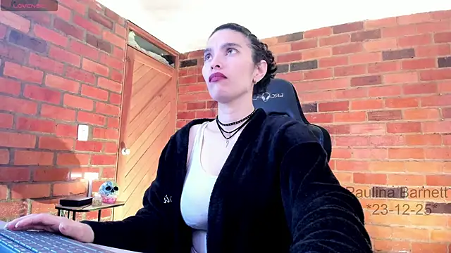 paulinabarnett- online show from 12.23.25