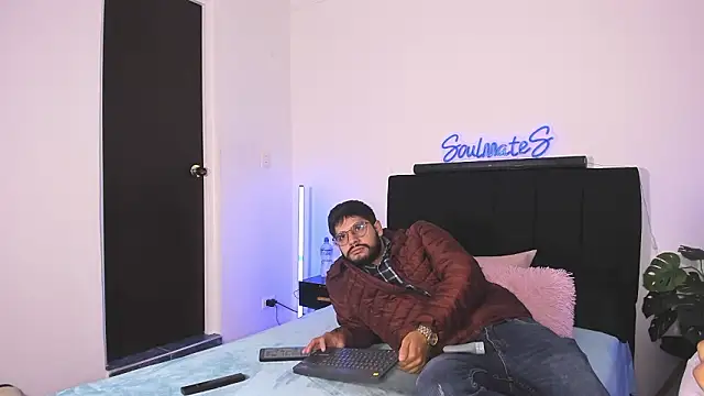 Snapshot of -soulmate-s chatting on 02.18.26 -soulmate-s online show from 02.18.26