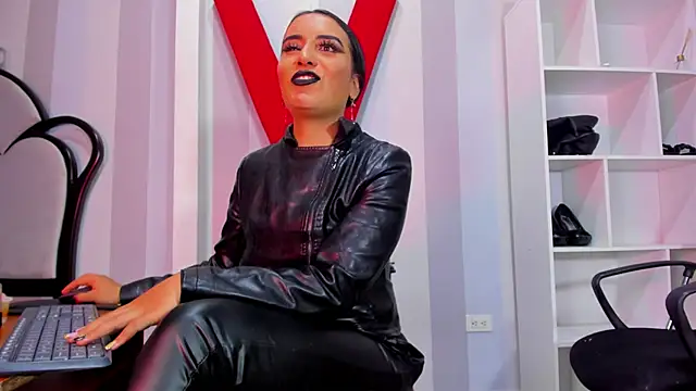 MeliizaQueen online show from 03.13.25