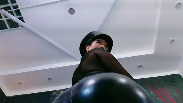 MeliizaQueen online show from 04.24.26