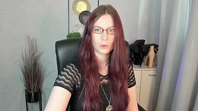 emmaxDelight online show from 06.08.26