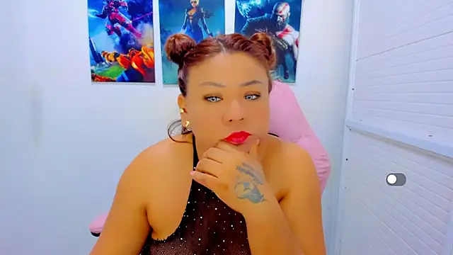 Snapshot of victoria_love89 chatting on 06.19.26 victoria love89 online show from 06.19.26