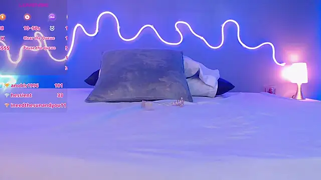 zoe jones13 online show from 03.10.25