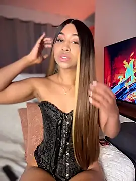 Snapshot of bella__honey chatting on 11.15.25 bella honey online show from 11.15.25