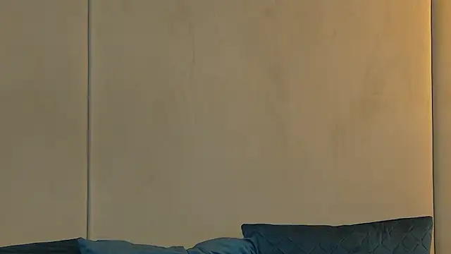 Snapshot of NattyDevon chatting on 01.28.25 NattyDevon online show from 01.28.25