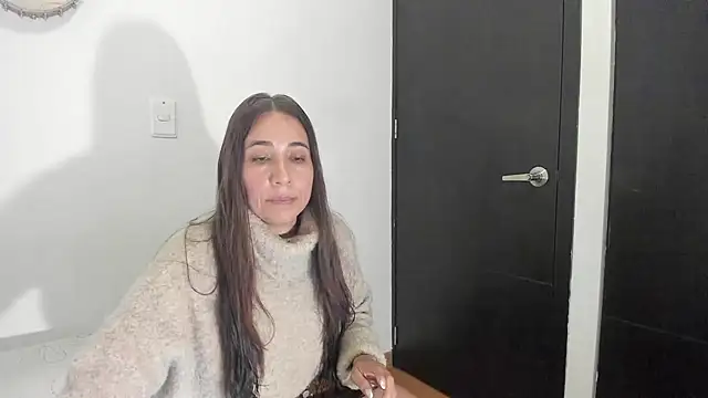 electra hunt online show from 12.14.24