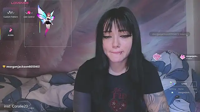 Coralie20  online show from 10.19.25