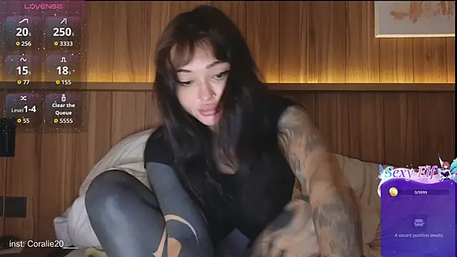 Snapshot of Coralie20_ chatting on 04.19.26 Coralie20 online show from 04.19.26