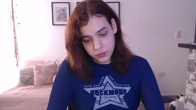 Snapshot of yukiio_nee chatting on 12.28.24 yukiio nee online show from 12.28.24