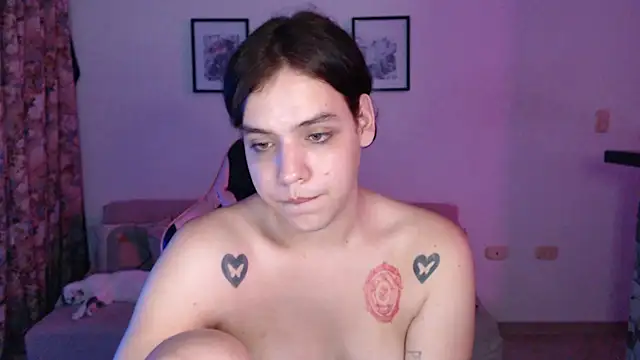 Snapshot of yukiio_nee chatting on 03.20.25 yukiio nee online show from 03.20.25