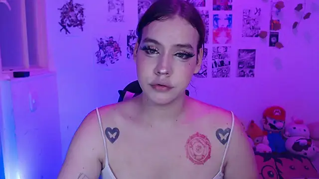 Snapshot of yukiio_nee chatting on 09.10.25 yukiio nee online show from 09.10.25