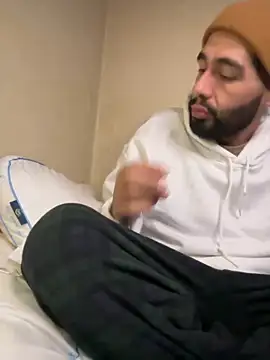 Snapshot of indosmoke chatting on 12.18.24 indosmoke online show from 12.18.24