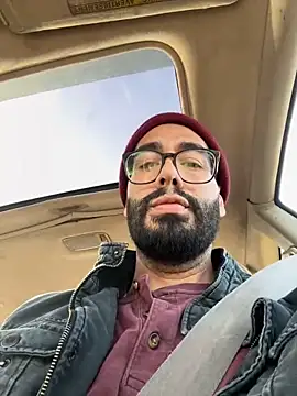 Snapshot of indosmoke chatting on 02.15.25 indosmoke online show from 02.15.25