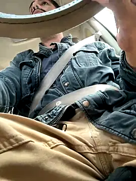 Snapshot of indosmoke chatting on 10.26.25 indosmoke online show from 10.26.25