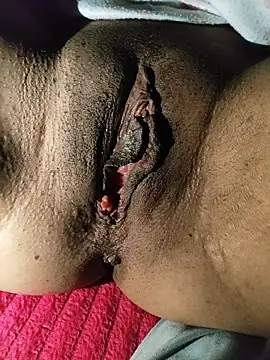 Snapshot of Gipsybrownpussy chatting on 01.18.26 Gipsybrownpussy online show from 01.18.26