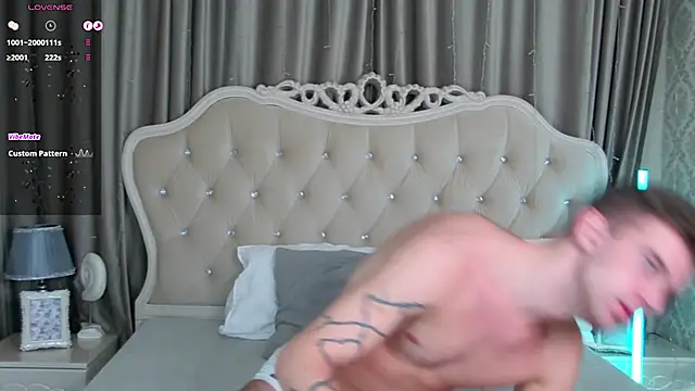 ArthurWhitee online show from 01.29.25