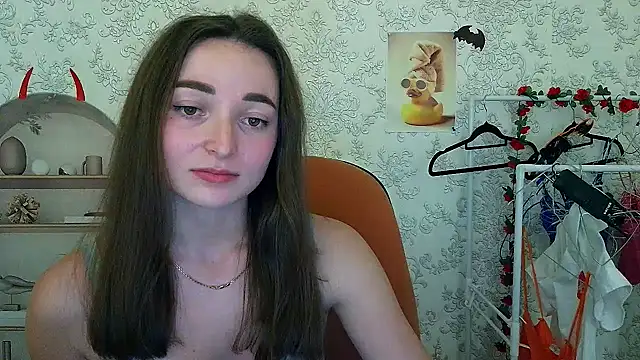  Barbie Kiss  online show from 11.01.25