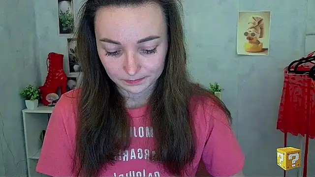  Barbie Kiss  online show from 04.26.26