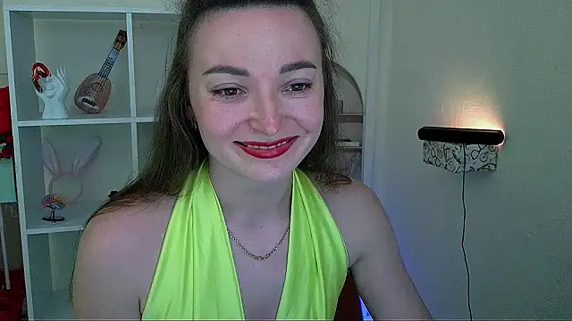 Snapshot of _Barbie_Kiss_ chatting on 05.25.26 Barbie Kiss online show from 05.25.26