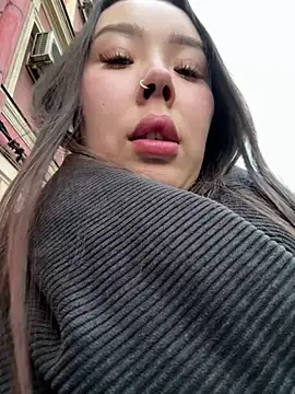 Snapshot of Asian_Asami chatting on 03.05.25 Asian Asami online show from 03.05.25