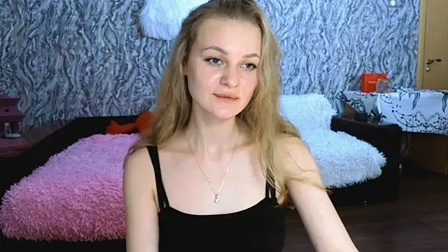 Elfanna online show from 11.08.25