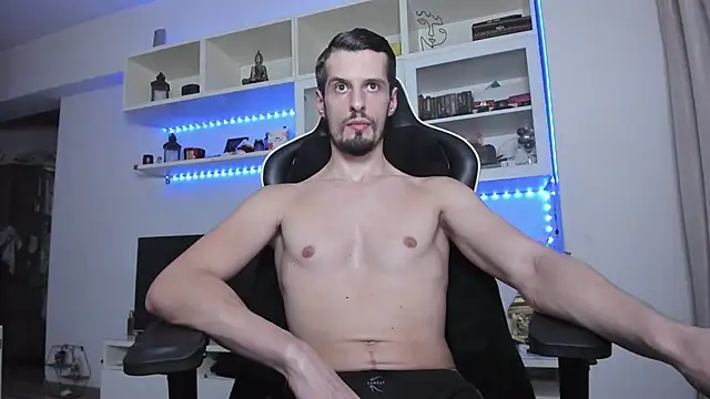 ToddClaytonn online show from 10.28.25