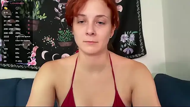 Aria Fields online show from 10.09.25