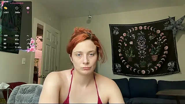 Snapshot of Aria_Fields chatting on 03.18.26 Aria Fields online show from 03.18.26