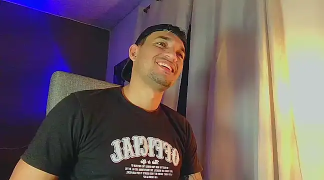 Snapshot of Jeff_Kent2 chatting on 03.02.25 Jeff Kent2 online show from 03.02.25