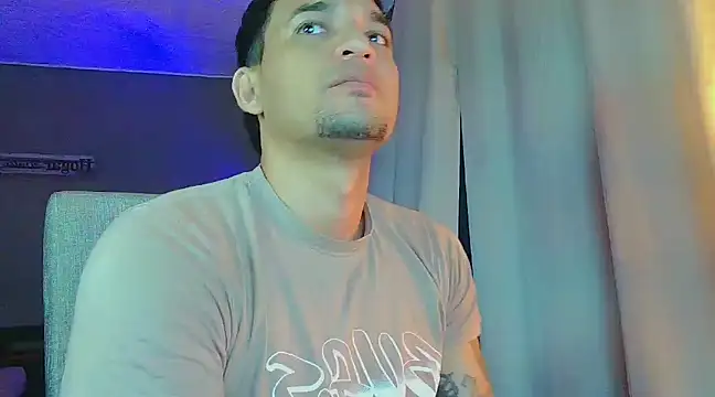 Snapshot of Jeff_Kent2 chatting on 03.04.25 Jeff Kent2 online show from 03.04.25