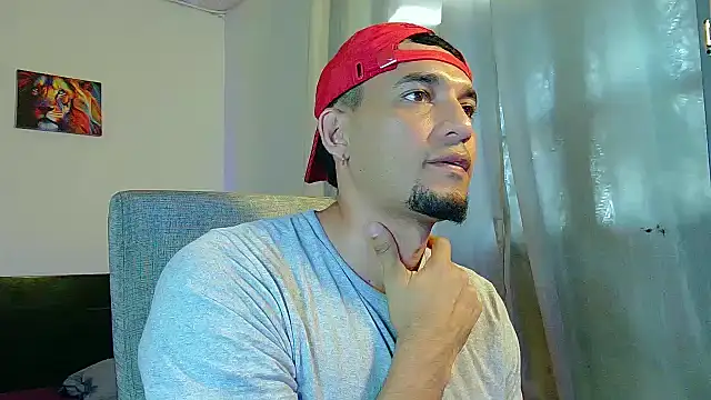 Snapshot of Jeff_Kent2 chatting on 11.14.25 Jeff Kent2 online show from 11.14.25