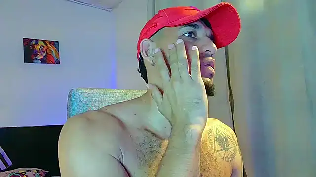 Snapshot of Jeff_Kent2 chatting on 11.25.25 Jeff Kent2 online show from 11.25.25