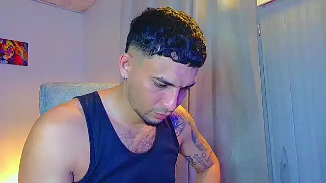 Snapshot of Jeff_Kent2 chatting on 12.19.25 Jeff Kent2 online show from 12.19.25