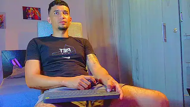 Snapshot of Jeff_Kent2 chatting on 01.06.26 Jeff Kent2 online show from 01.06.26