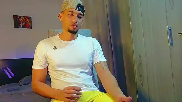 Snapshot of Jeff_Kent2 chatting on 01.11.26 Jeff Kent2 online show from 01.11.26