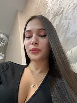 Snapshot of EricaWalls chatting on 12.23.24 EricaWalls online show from 12.23.24