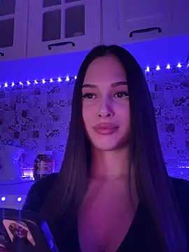 Snapshot of EricaWalls chatting on 02.05.25 EricaWalls online show from 02.05.25