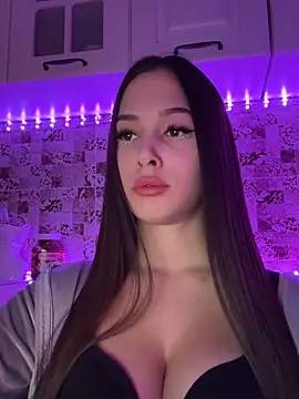 Snapshot of EricaWalls chatting on 02.09.25 EricaWalls online show from 02.09.25