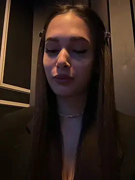 Snapshot of EricaWalls chatting on 02.22.25 EricaWalls online show from 02.22.25