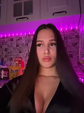 Snapshot of EricaWalls chatting on 03.07.25 EricaWalls online show from 03.07.25